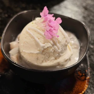 Taro Ball with Ice Cream